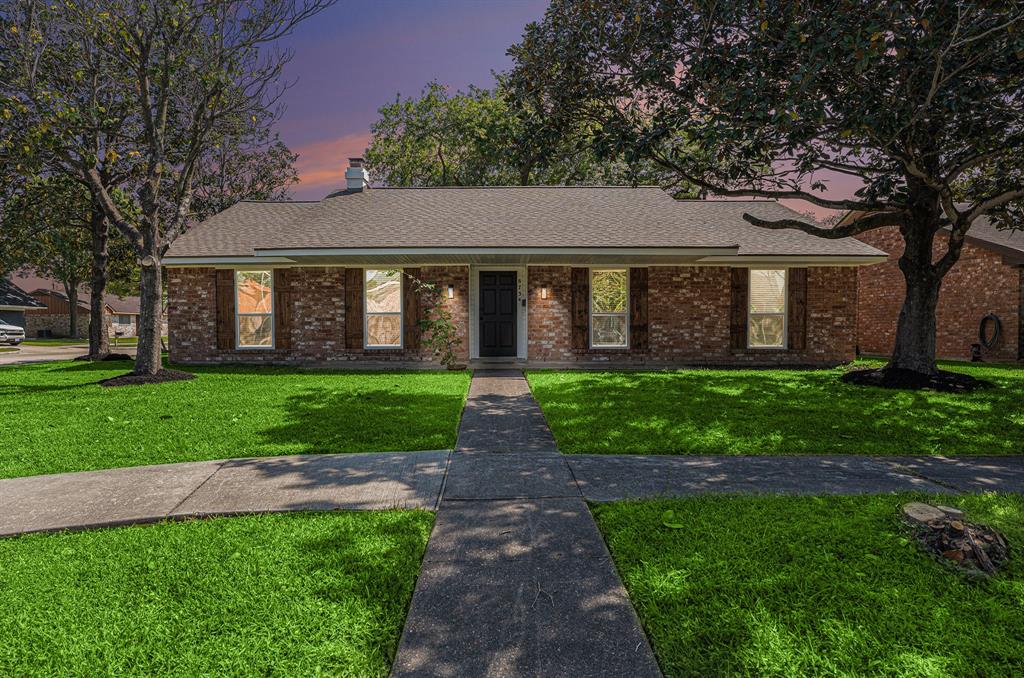 8734 Collingsdale Road, La Porte, Texas image 3