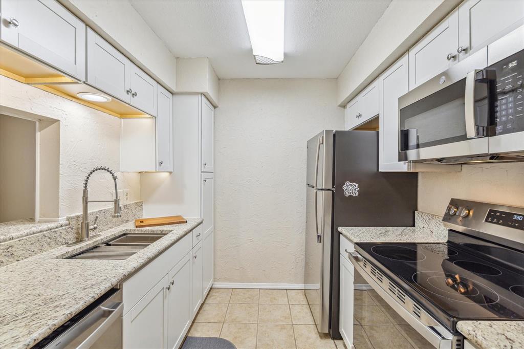 4631 Wild Indigo Street #575, Houston, Texas image 30