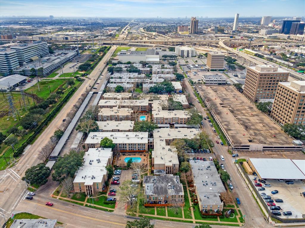 4631 Wild Indigo Street #575, Houston, Texas image 14