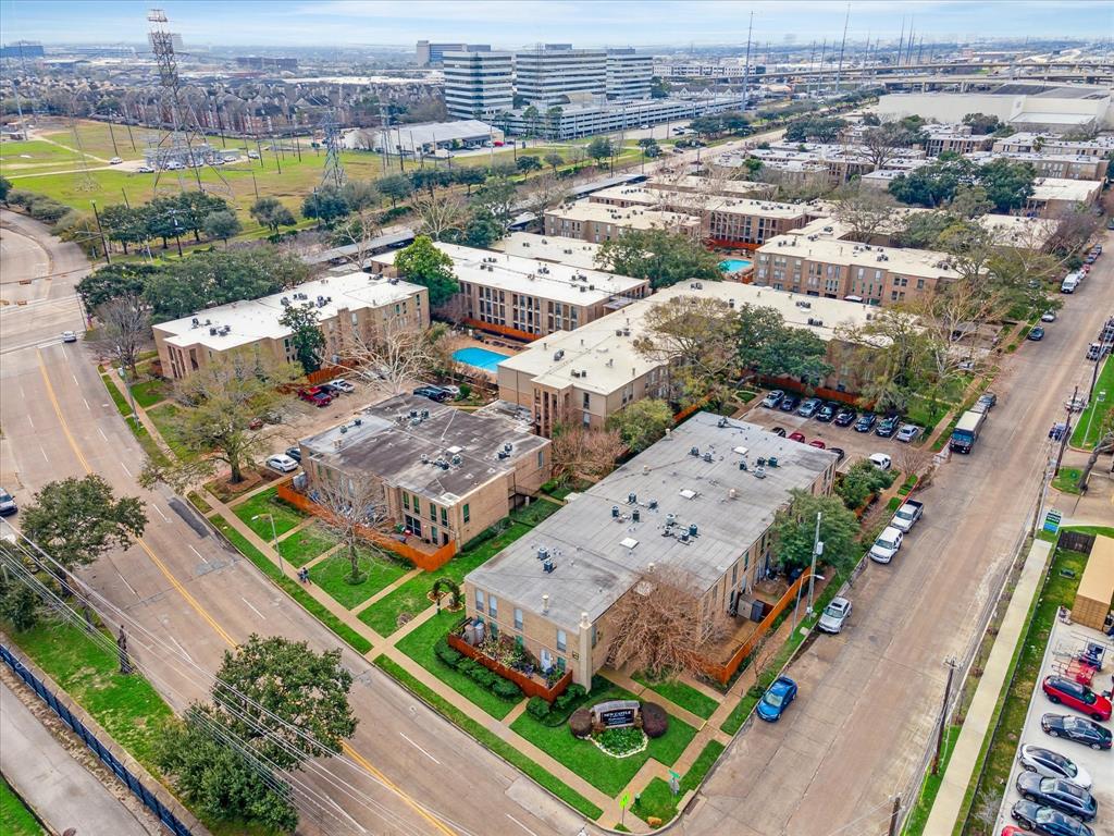 4631 Wild Indigo Street #575, Houston, Texas image 10