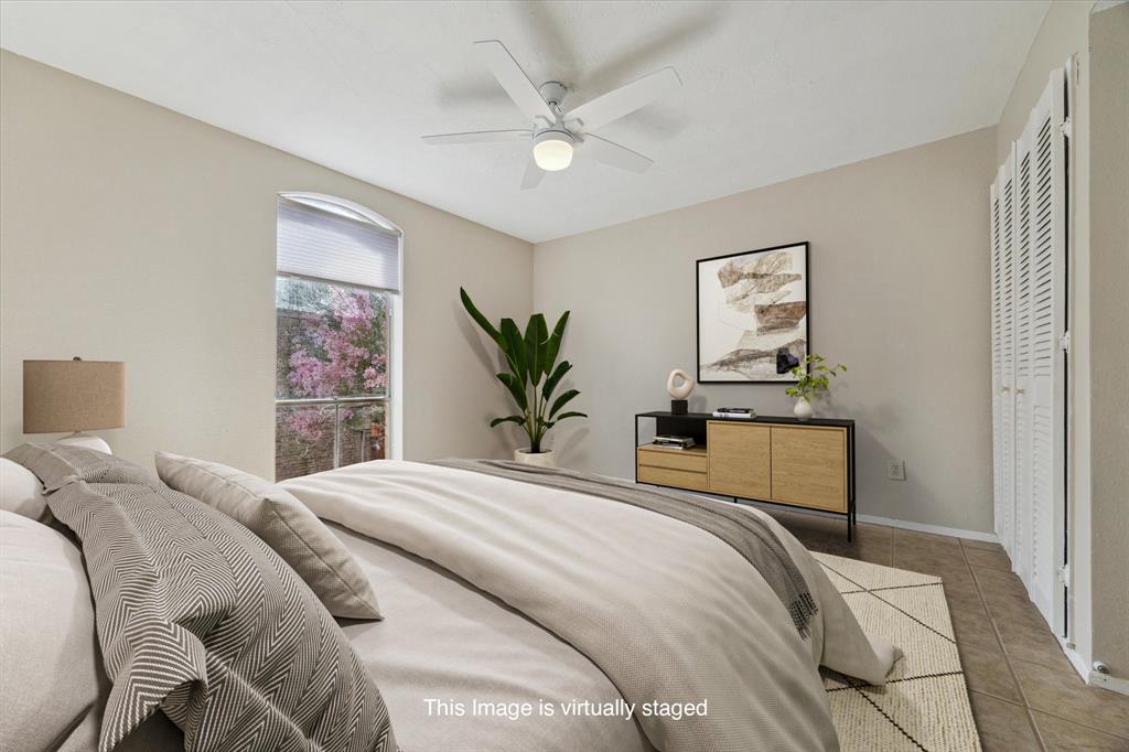 4631 Wild Indigo Street #575, Houston, Texas image 3