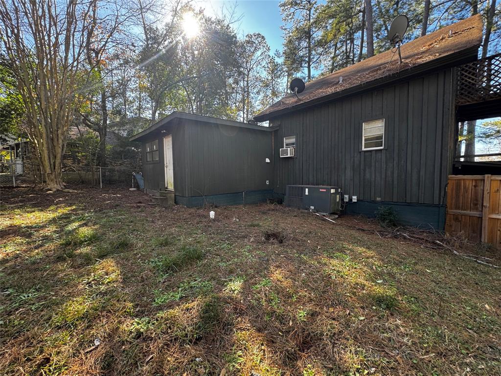 202 Cypress Bend Drive, Kountze, Texas image 26