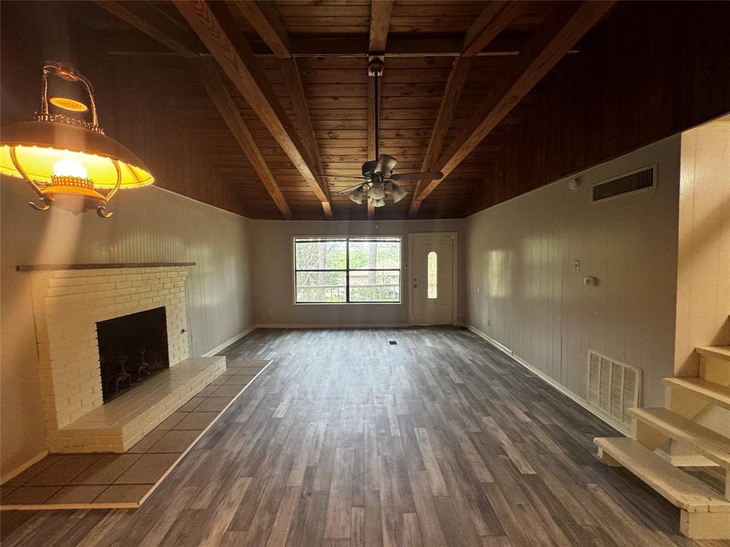 202 Cypress Bend Drive, Kountze, Texas image 8