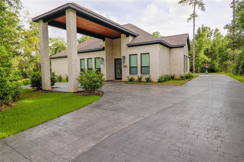 25003 Tarlton Court