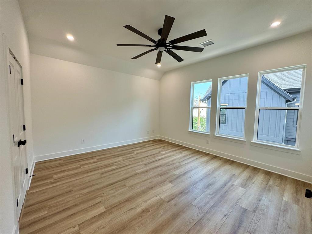 1639 Beall Street, Houston, Texas image 10