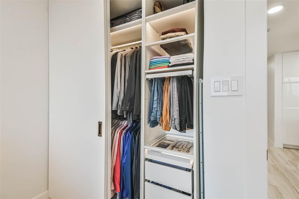 14 Greenway Plaza #16Q, Houston, Texas image 16