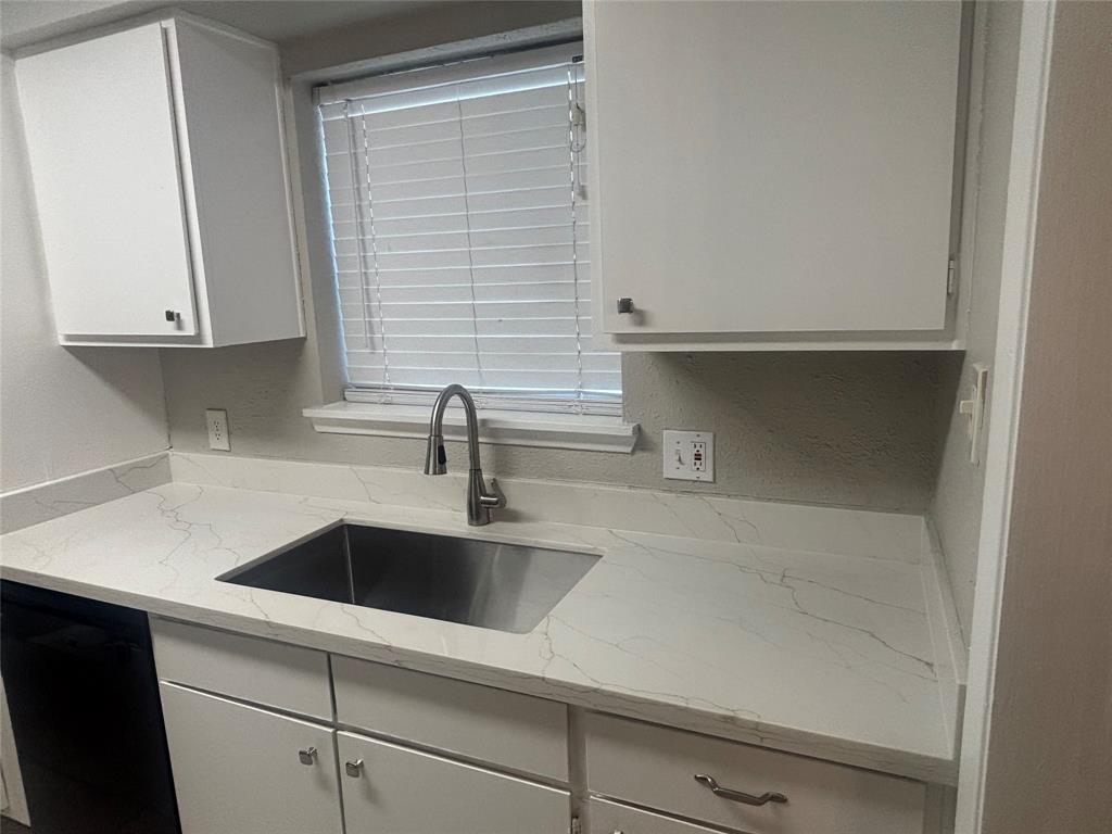 18800 Egret Bay Boulevard #1602, Webster, Texas image 7
