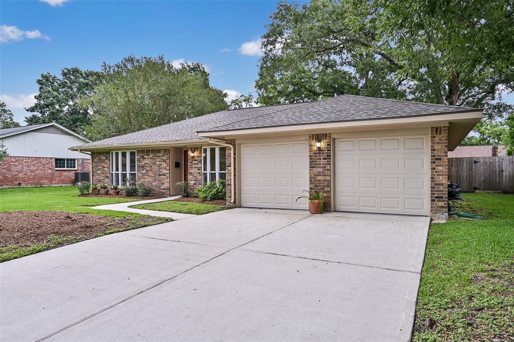 1406 Neptune Lane