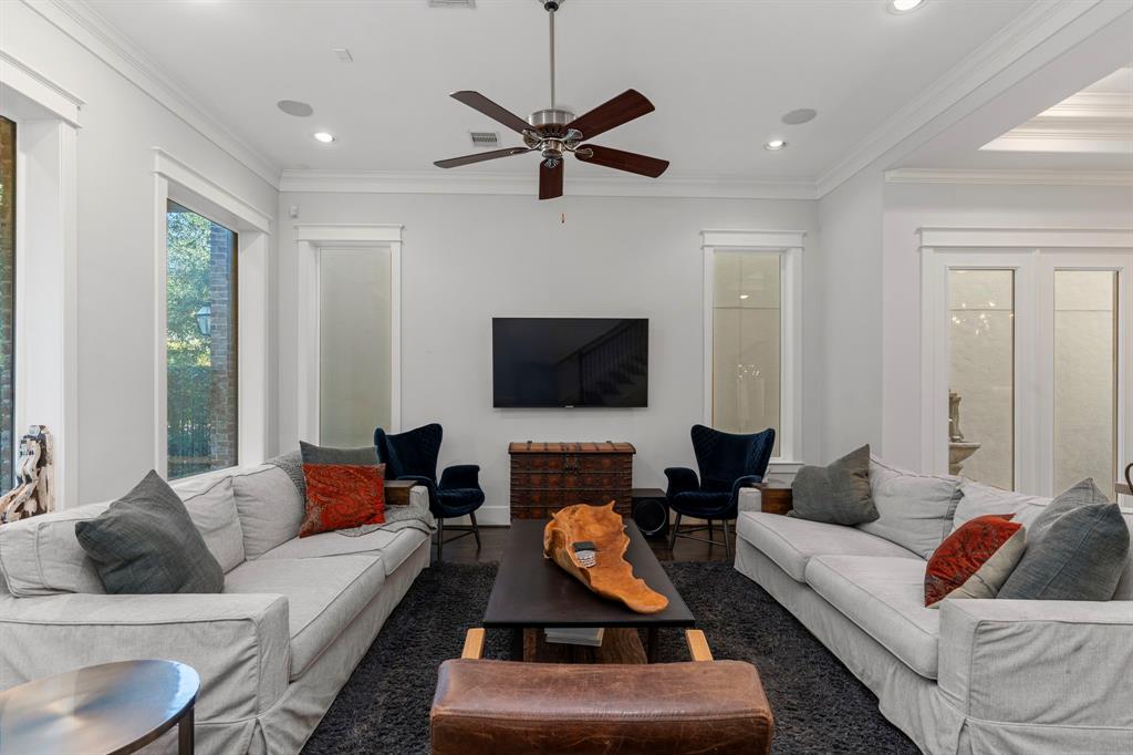 12423 Dermott Drive, Houston, Texas image 9