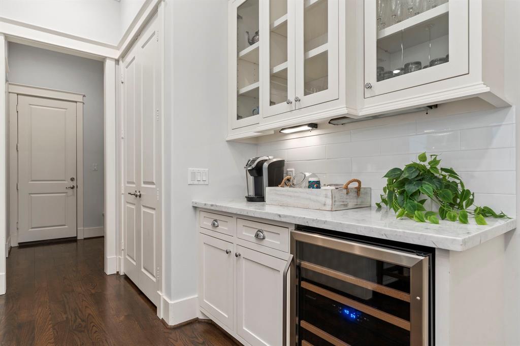 12423 Dermott Drive, Houston, Texas image 16