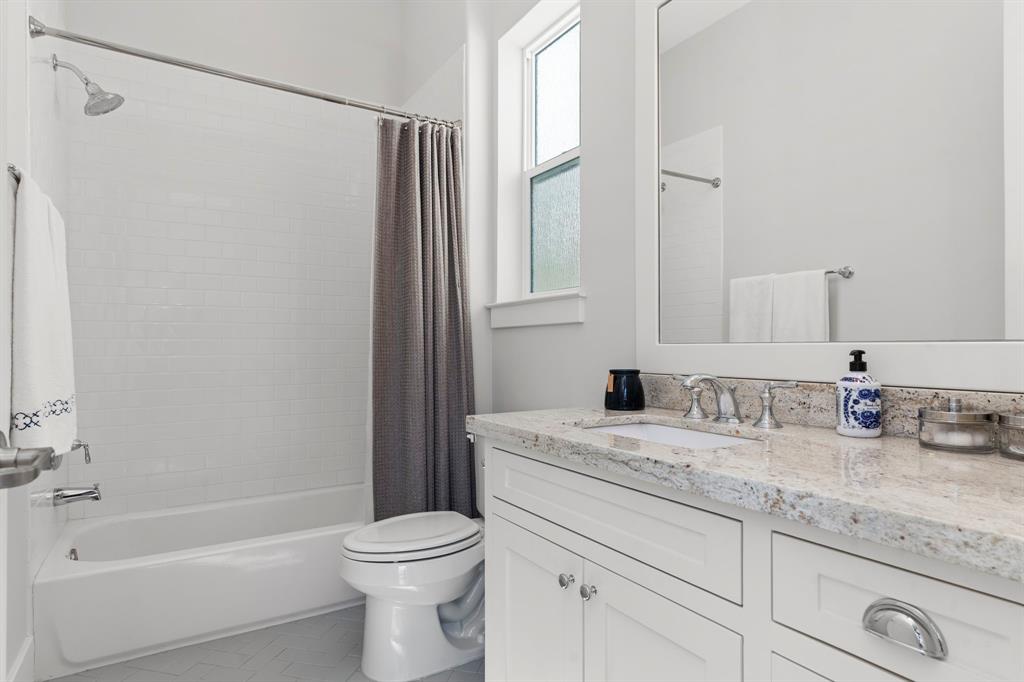 12423 Dermott Drive, Houston, Texas image 32