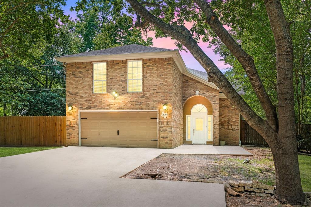 600 Crystal River Road, Conroe, Texas image 1