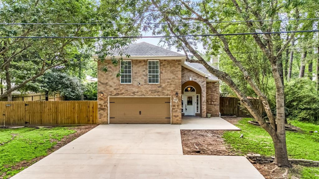 600 Crystal River Road, Conroe, Texas image 3