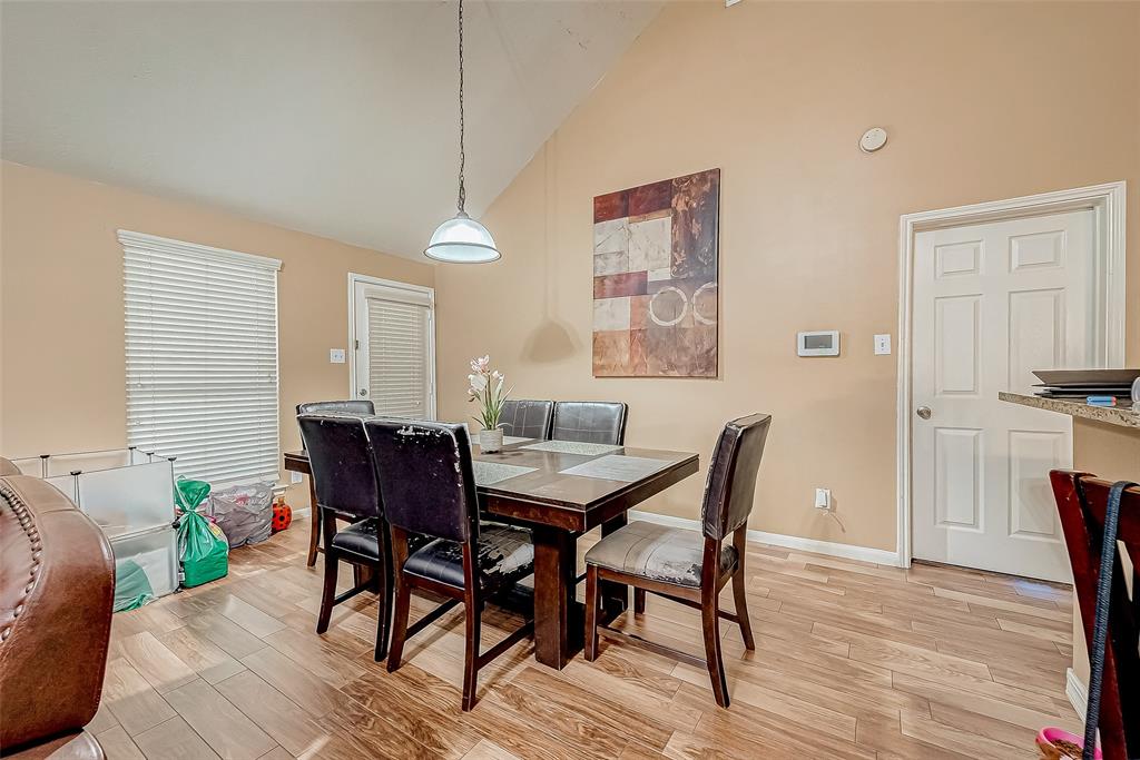 6623 Surrey Meadow Court, Houston, Texas image 7