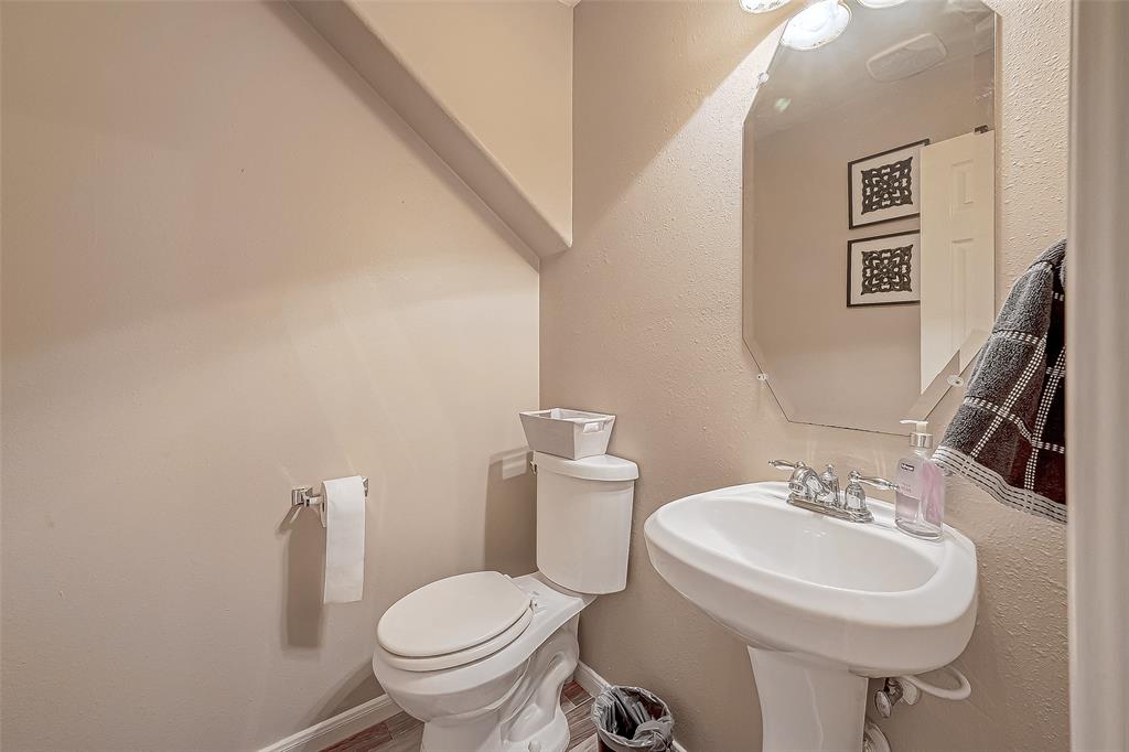 6623 Surrey Meadow Court, Houston, Texas image 15