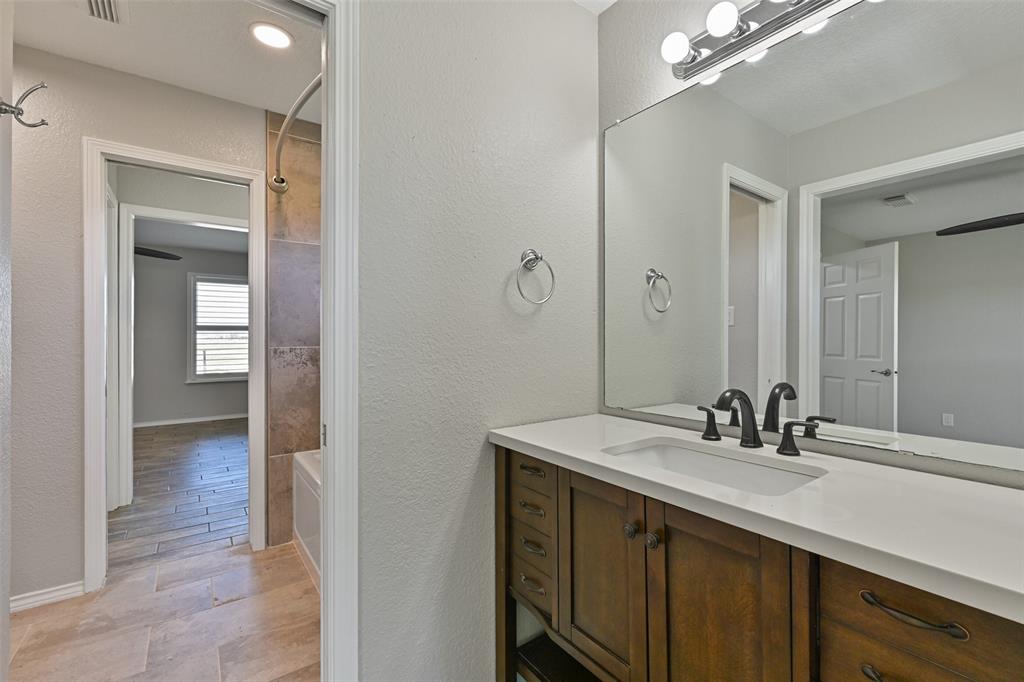 11610 Anders Lane, Santa Fe, Texas image 41