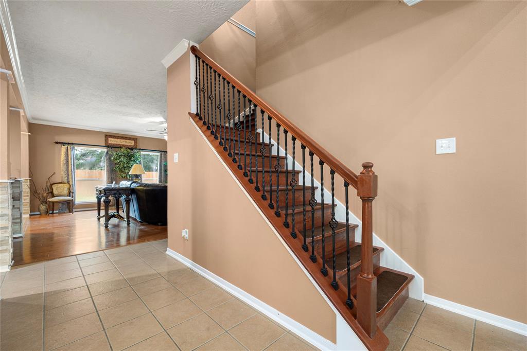 8102 Trophy Place Drive, Humble, Texas image 20