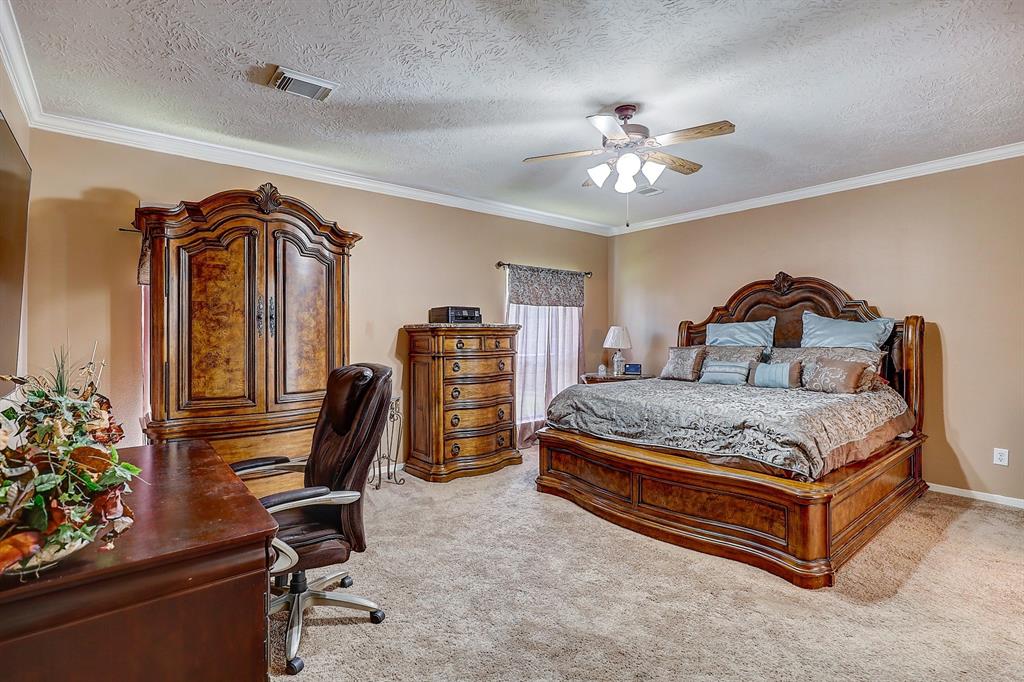 8102 Trophy Place Drive, Humble, Texas image 15