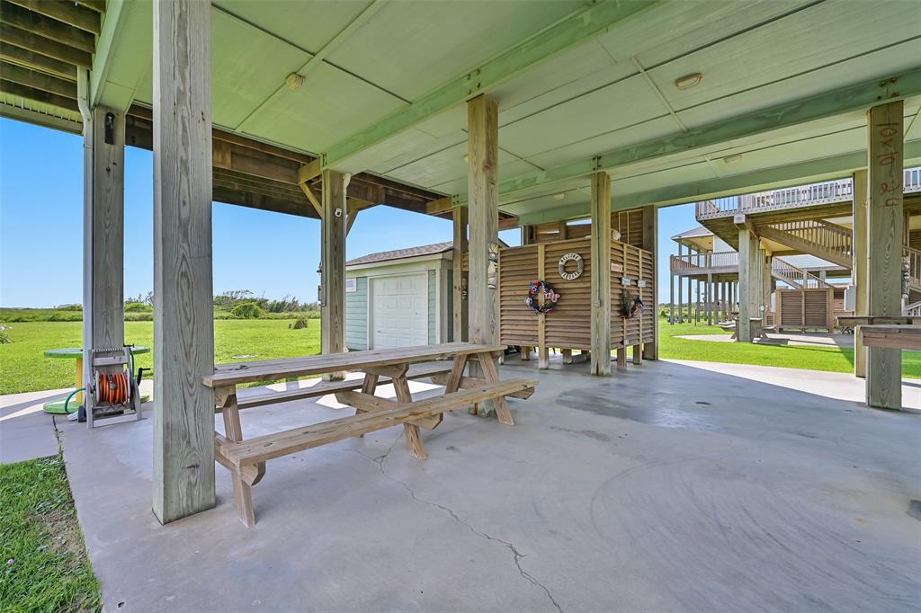 839 S Monkhouse Drive, Crystal Beach, Texas image 37