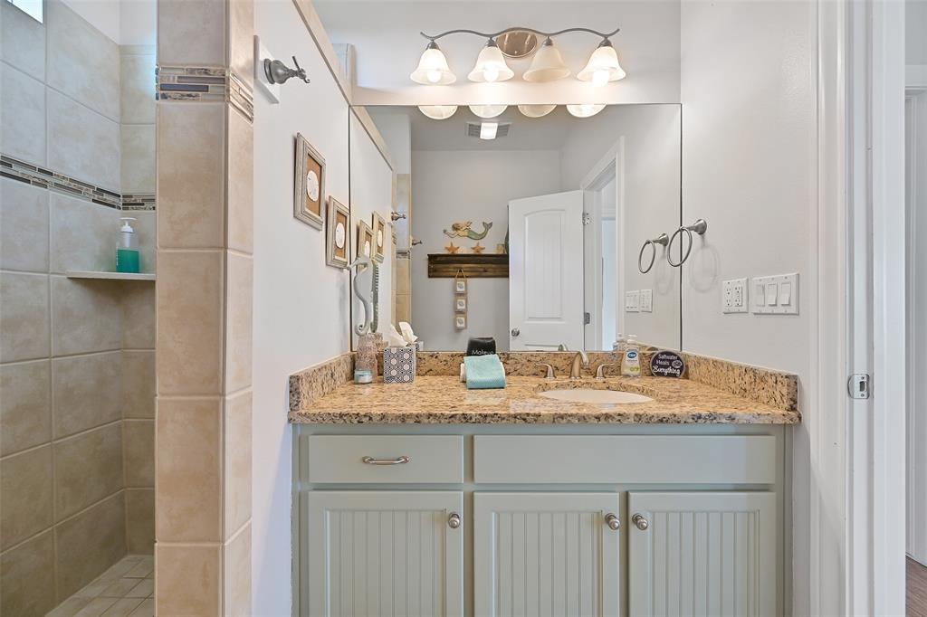839 S Monkhouse Drive, Crystal Beach, Texas image 24