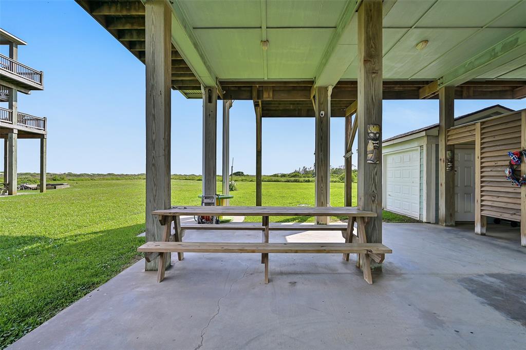 839 S Monkhouse Drive, Crystal Beach, Texas image 36