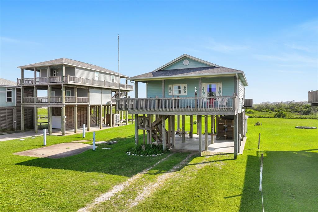 839 S Monkhouse Drive, Crystal Beach, Texas image 2