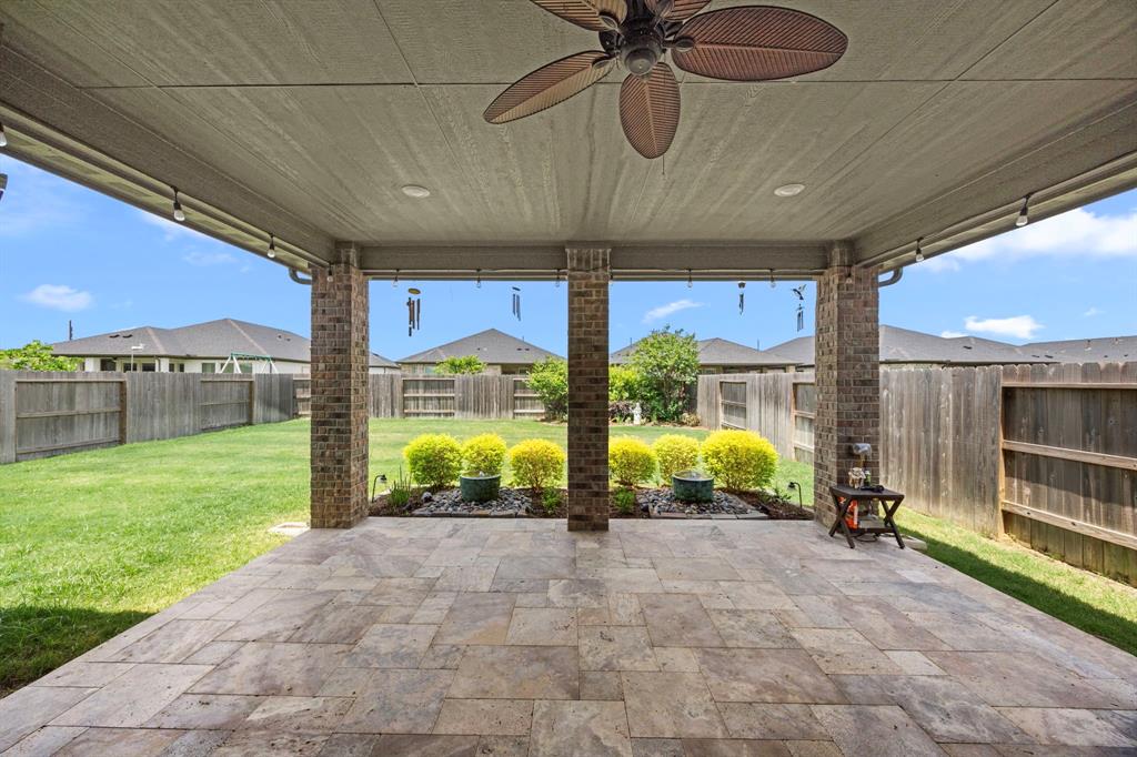 28928 Autumn Shore Drive, Fulshear, Texas image 40
