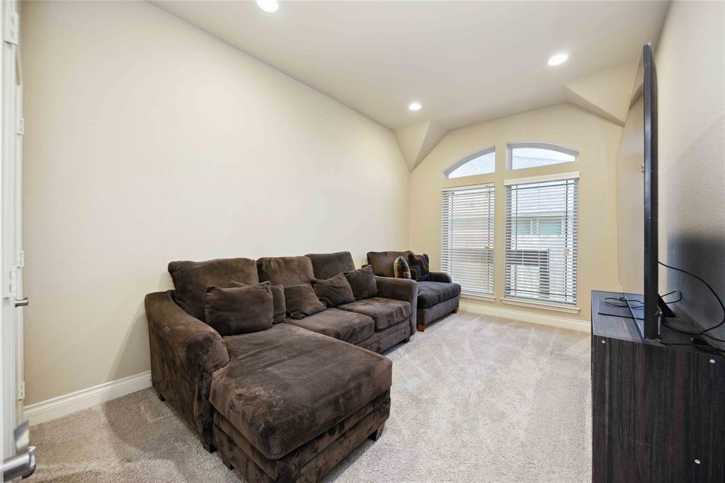 4219 Redstone Place Court, Fresno, Texas image 9