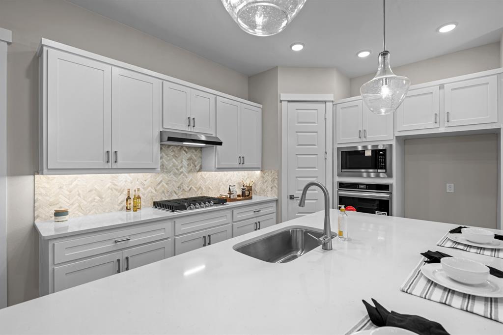 16034 Mason Run Drive, Houston, Texas image 18