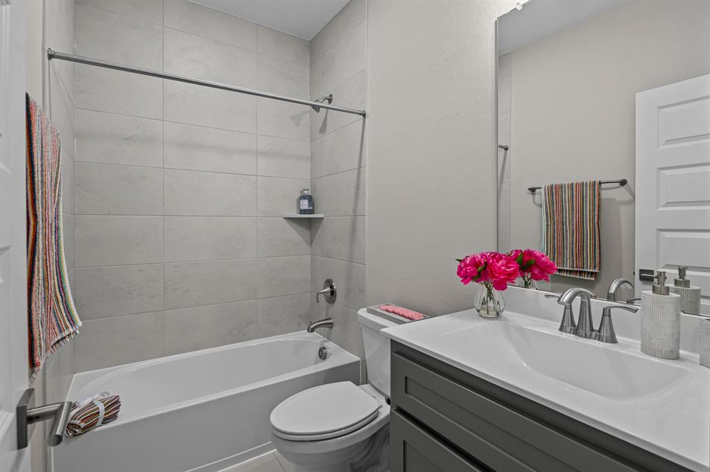 16034 Mason Run Drive, Houston, Texas image 35