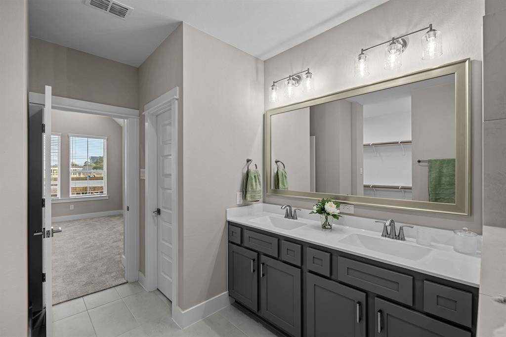 16034 Mason Run Drive, Houston, Texas image 31