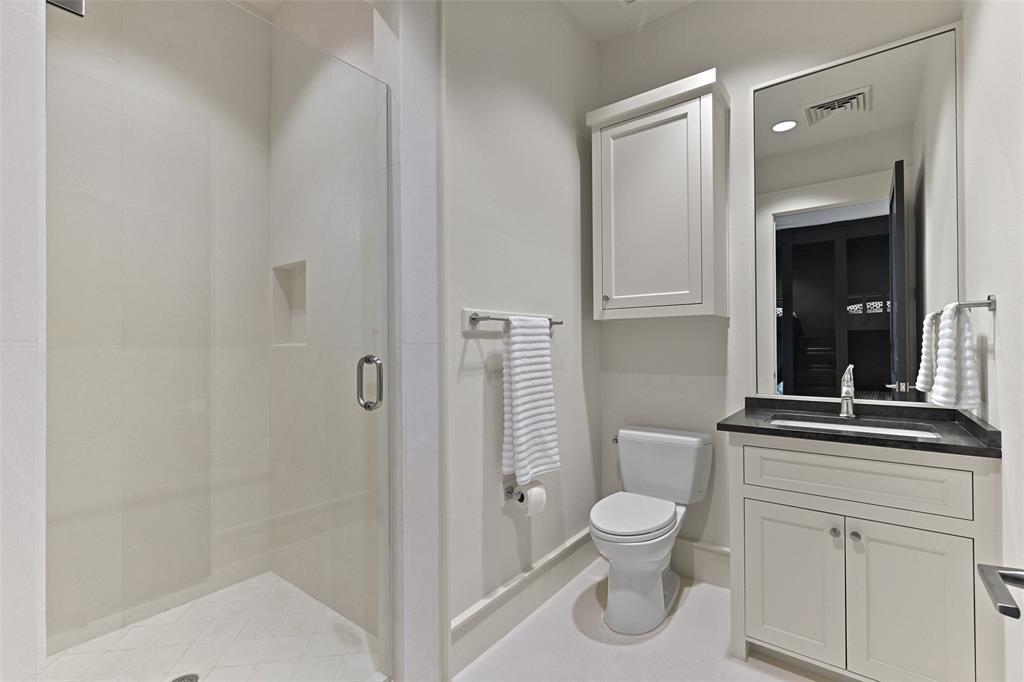 2208 Butler Drive, Friendswood, Texas image 36