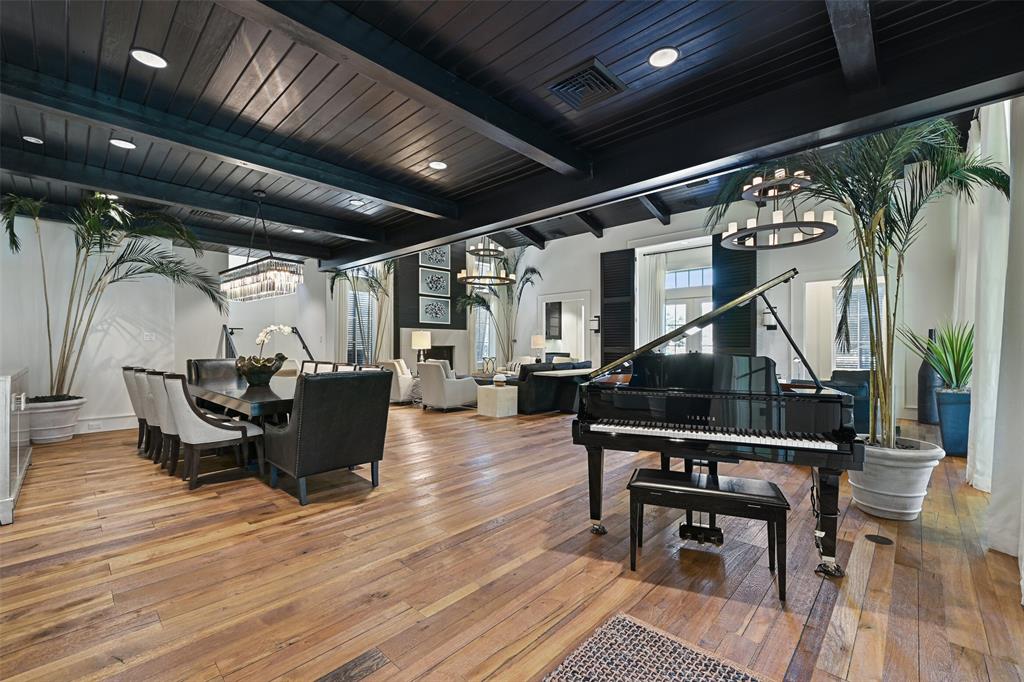 2208 Butler Drive, Friendswood, Texas image 10