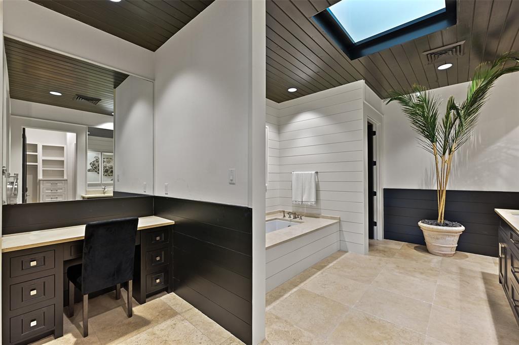 2208 Butler Drive, Friendswood, Texas image 26