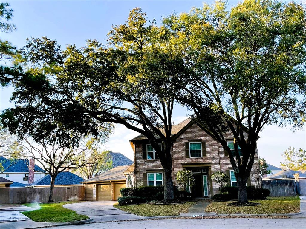 2406 Amber Springs Drive