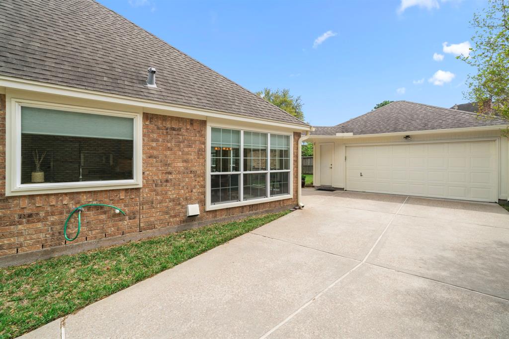 2657 Waverly Drive, League City, Texas image 23