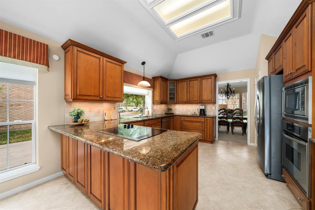 2657 Waverly Drive, League City, Texas image 10