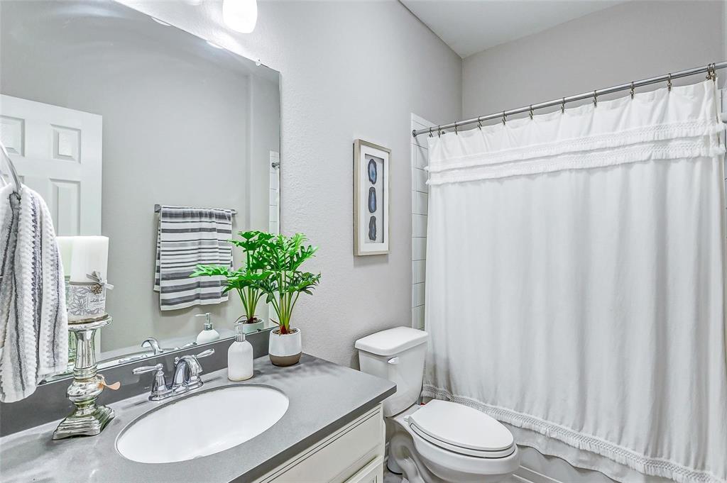 2110 Falcon Brook Drive, Katy, Texas image 30