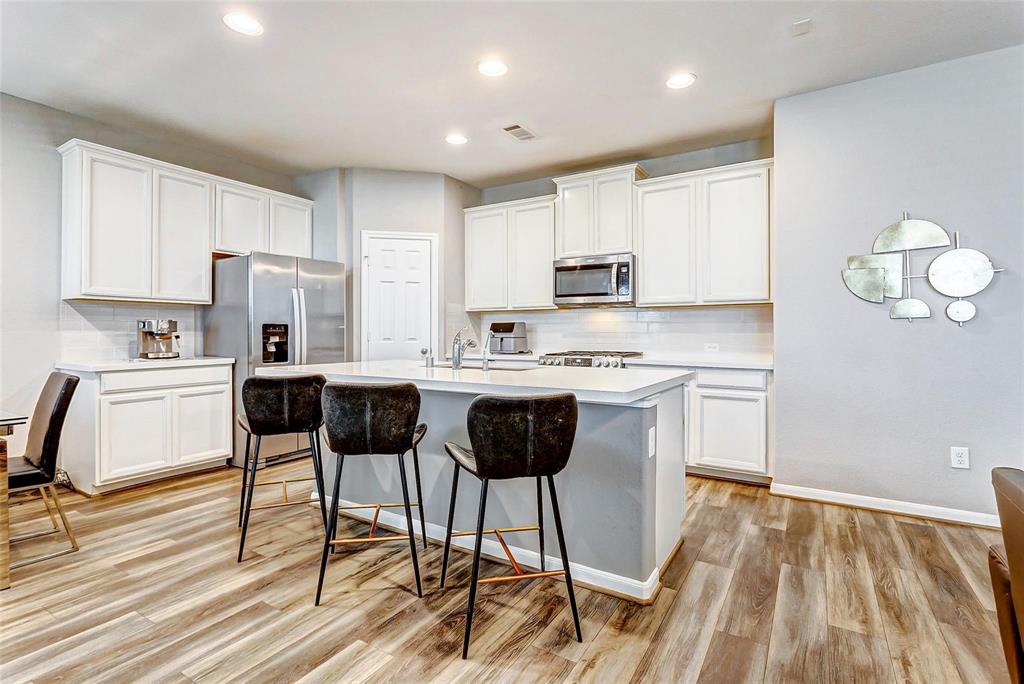 2110 Falcon Brook Drive, Katy, Texas image 11