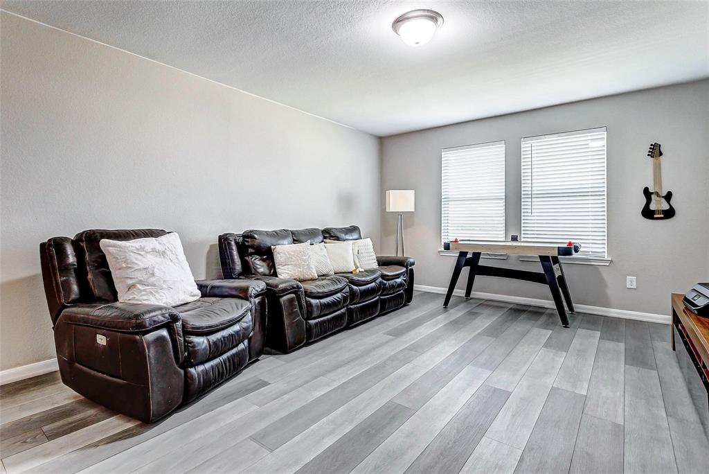 2110 Falcon Brook Drive, Katy, Texas image 21