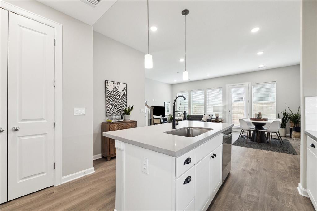 6024 T C Jester Boulevard, Houston, Texas image 10