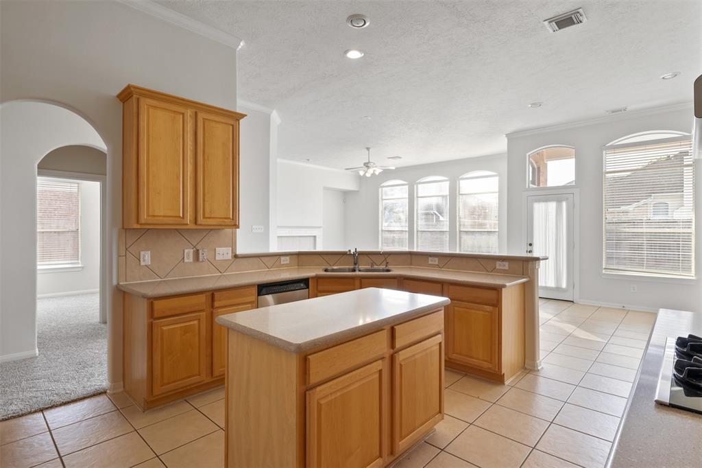 2126 Fortuna Bella Drive, Pearland, Texas image 17