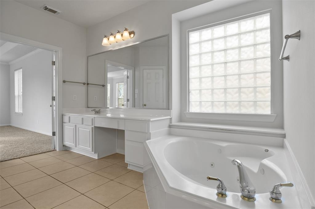 2126 Fortuna Bella Drive, Pearland, Texas image 28