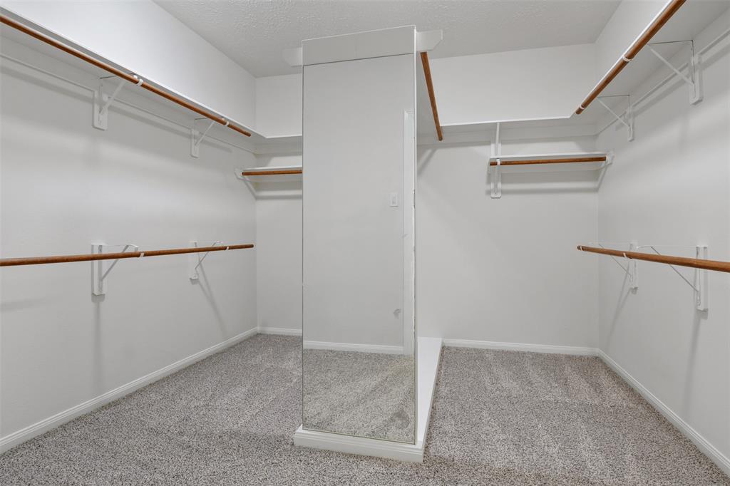 2126 Fortuna Bella Drive, Pearland, Texas image 29