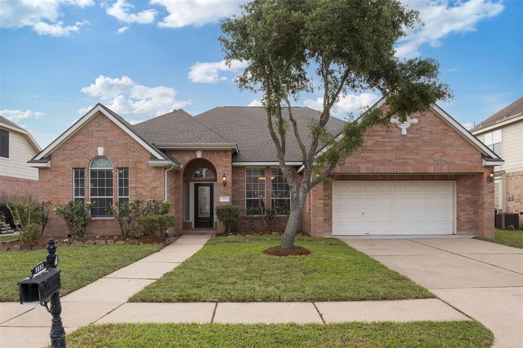 2126 Fortuna Bella Drive, Pearland, Texas image 2