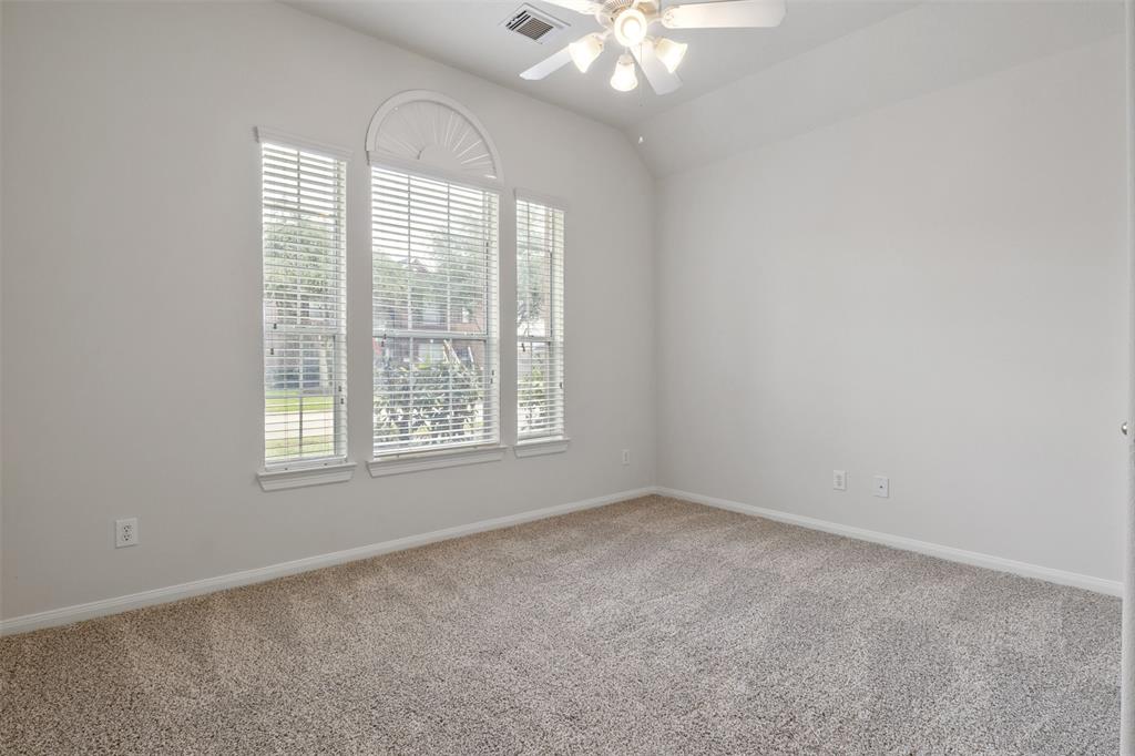 2126 Fortuna Bella Drive, Pearland, Texas image 9