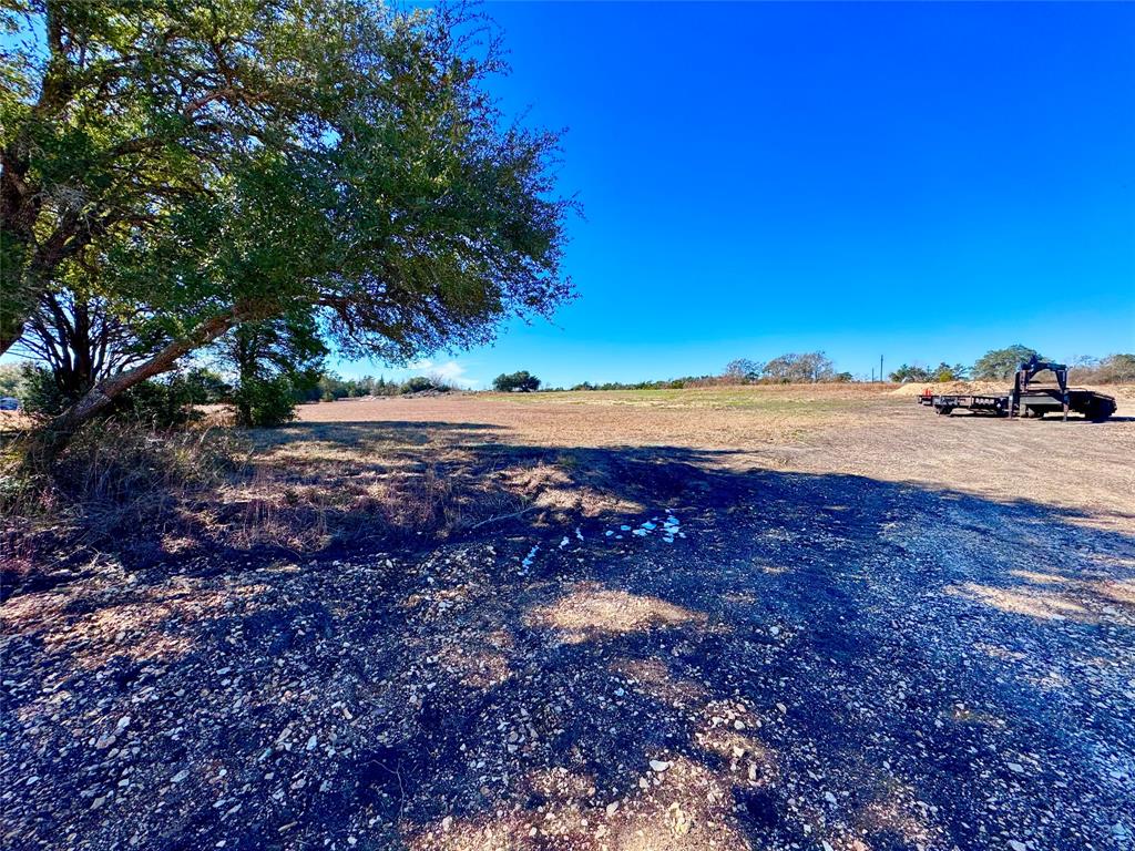 109 Compound Lane, Round Top, Texas image 1