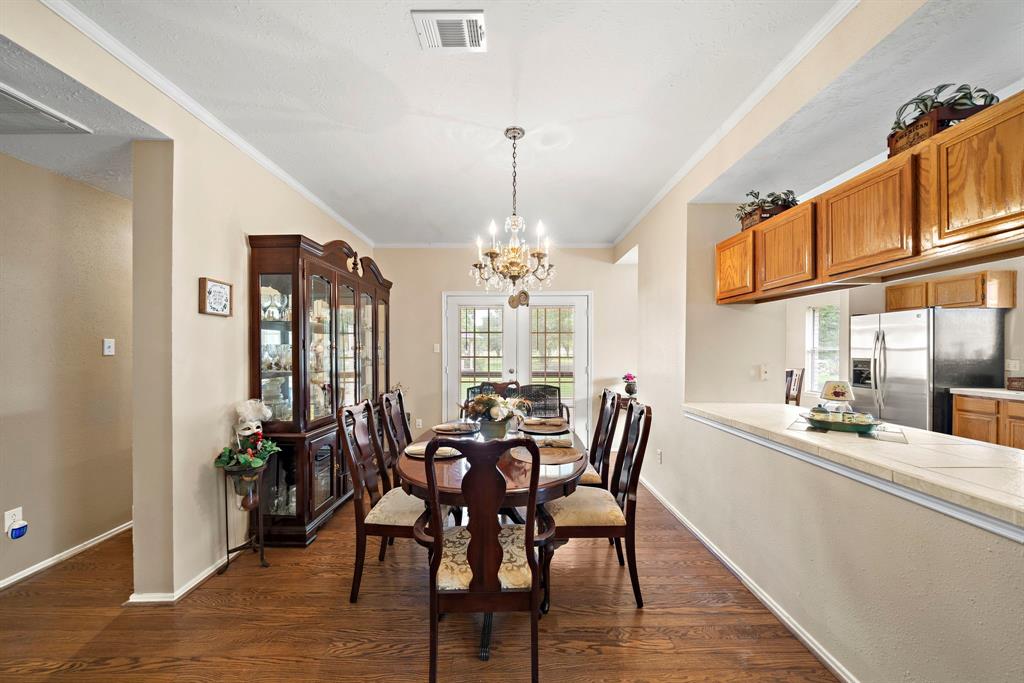 907 S Peach Hollow Court, Pearland, Texas image 11