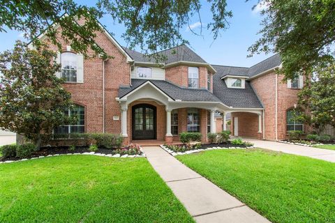 Single Family Residence in Katy TX 3810 Rivermoss Lane.jpg