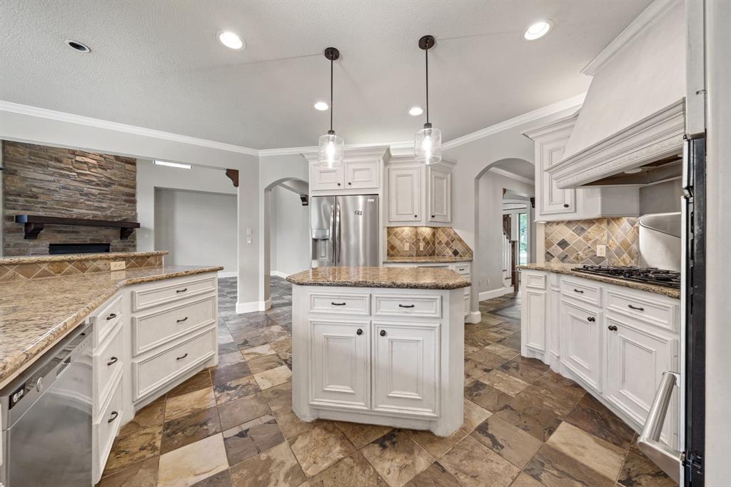 23547 Ivy Ridge Drive, Porter, Texas image 16